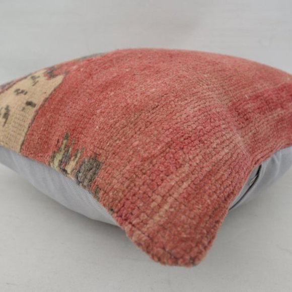 Vintage Accent Pillow 01 - Picture 2 of 3